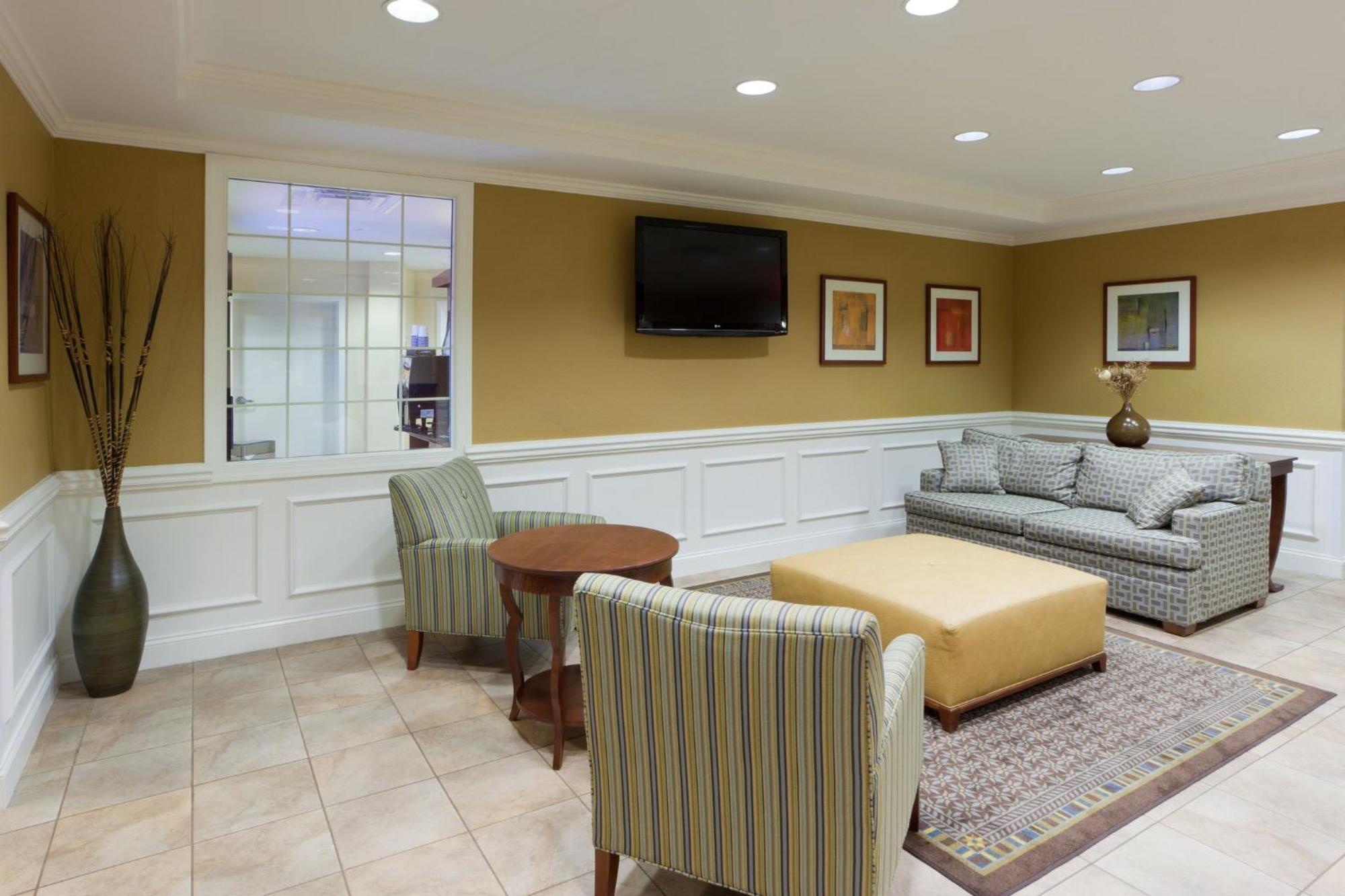 Candlewood Suites Manassas By Ihg מראה חיצוני תמונה