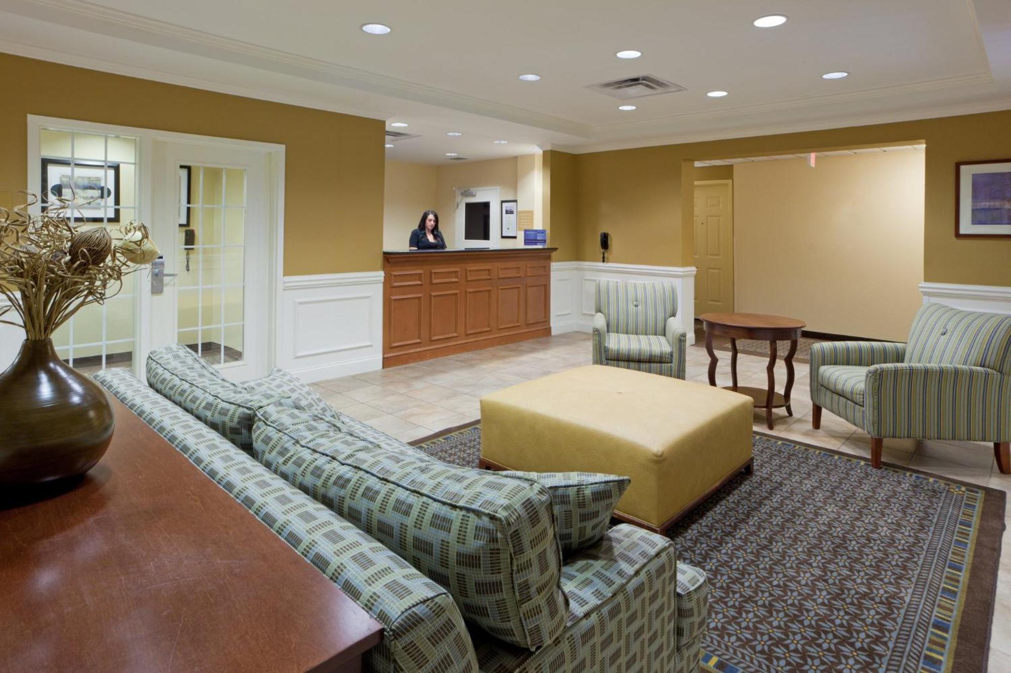 Candlewood Suites Manassas By Ihg מראה חיצוני תמונה